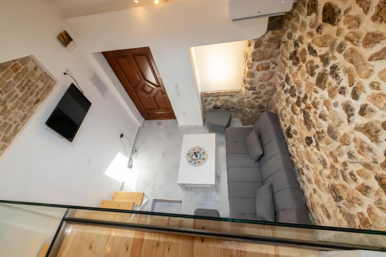 Stone House Apartment Mantouki Екстериор снимка