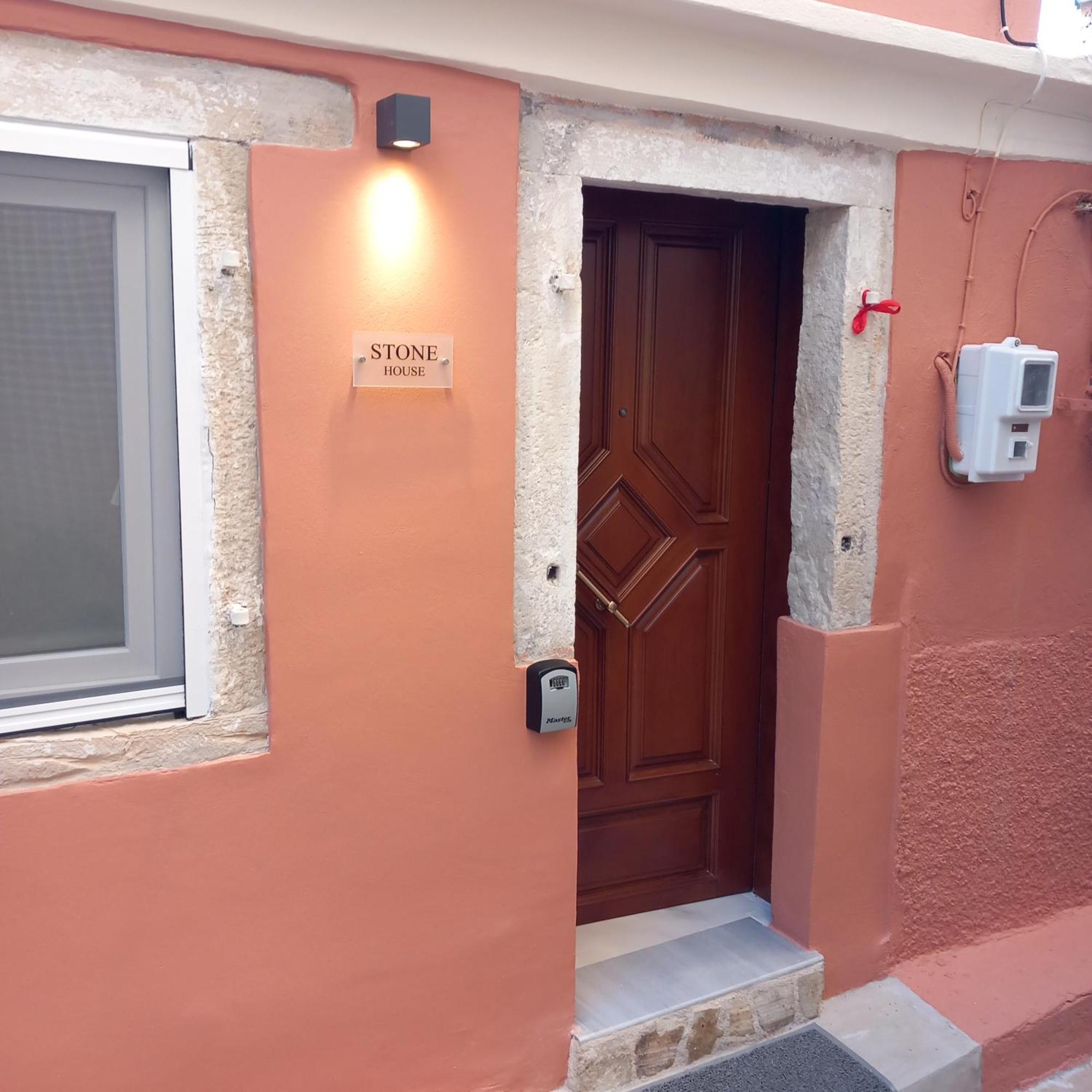 Stone House Apartment Mantouki Екстериор снимка